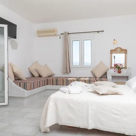 Naxos Kalimera Aparthotel 2*